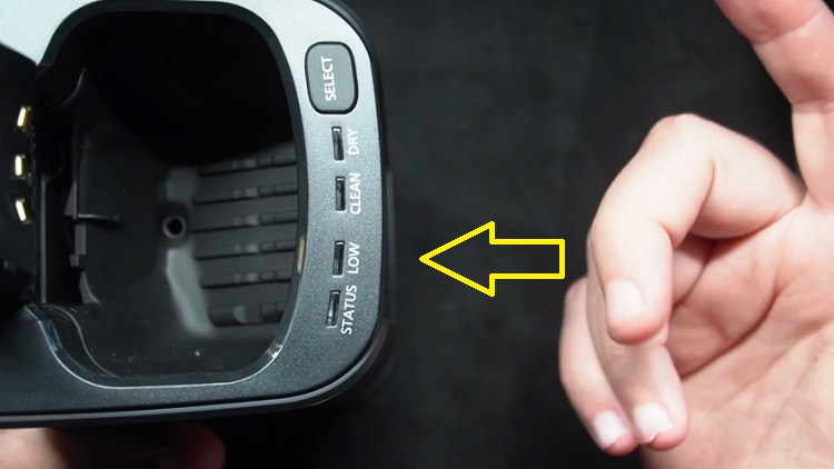 The cleaning and charging station ARC 6